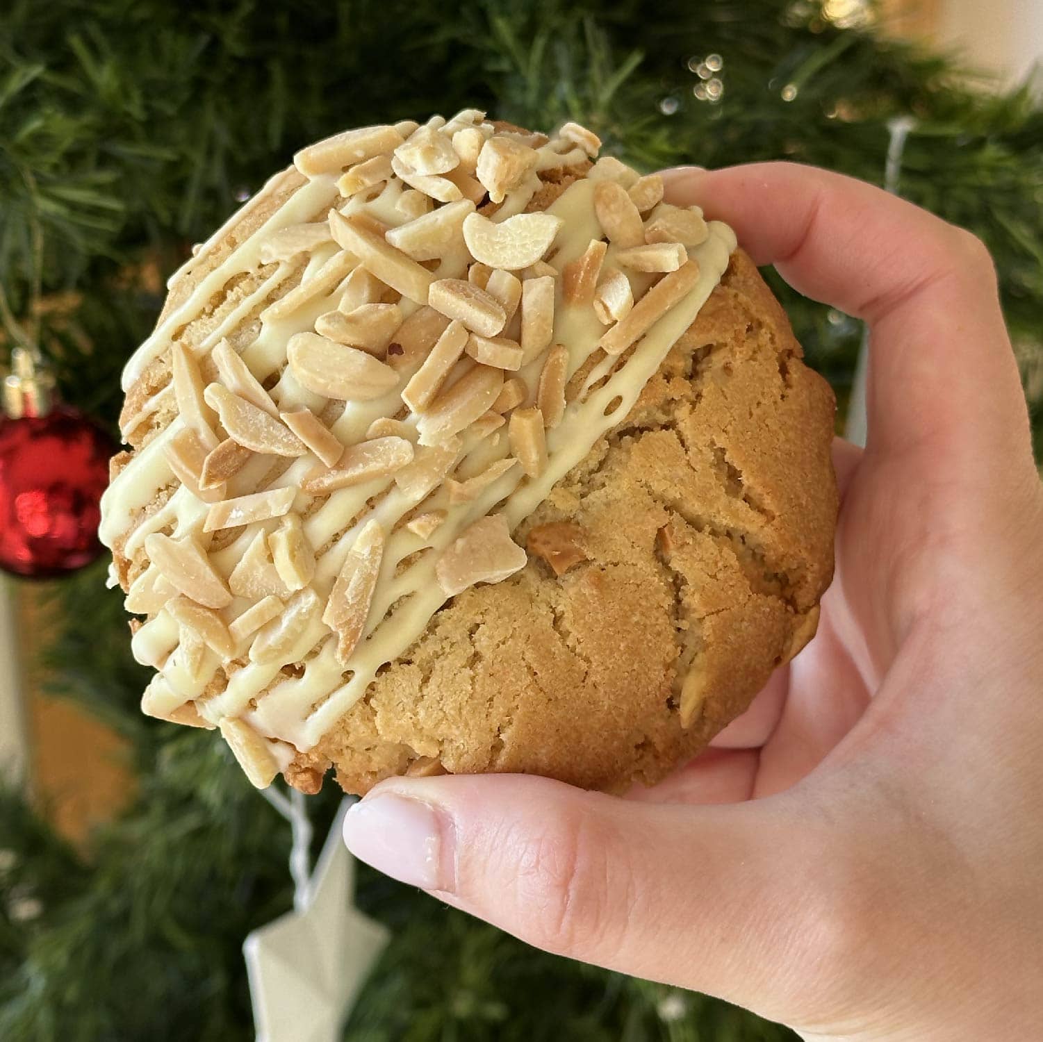 Cookie de Praliné de almendras y chocolate blanco Cookie de Praliné de almendras y chocolate blanco